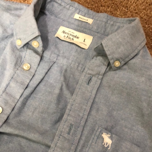 Abercrombie and Fitch Button Up Shirt - Picture 2 of 2